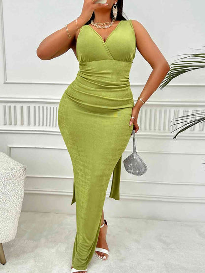Plus Size Backless Ruched Dress